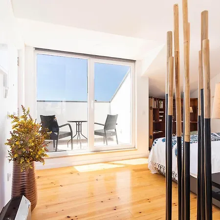 Lusitano Floor Apartment